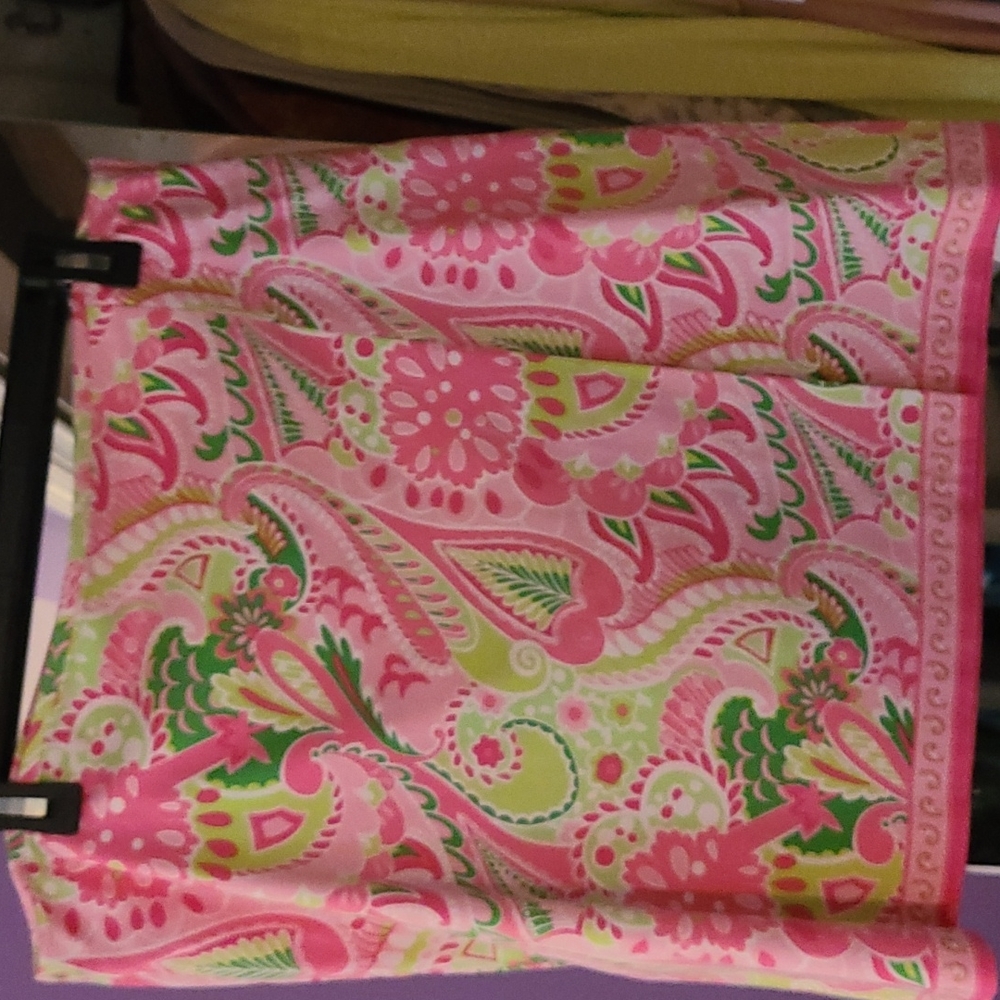 Ladys skirt side zipper flap in front  18 inches long waist 17 size 12